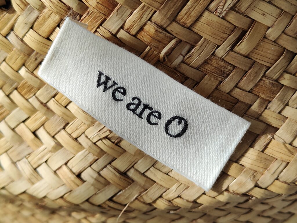 WO woven label